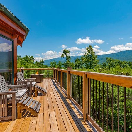 Pinnacle View Lodge By Stony Brook Cabins Гетлинбург Екстериор снимка