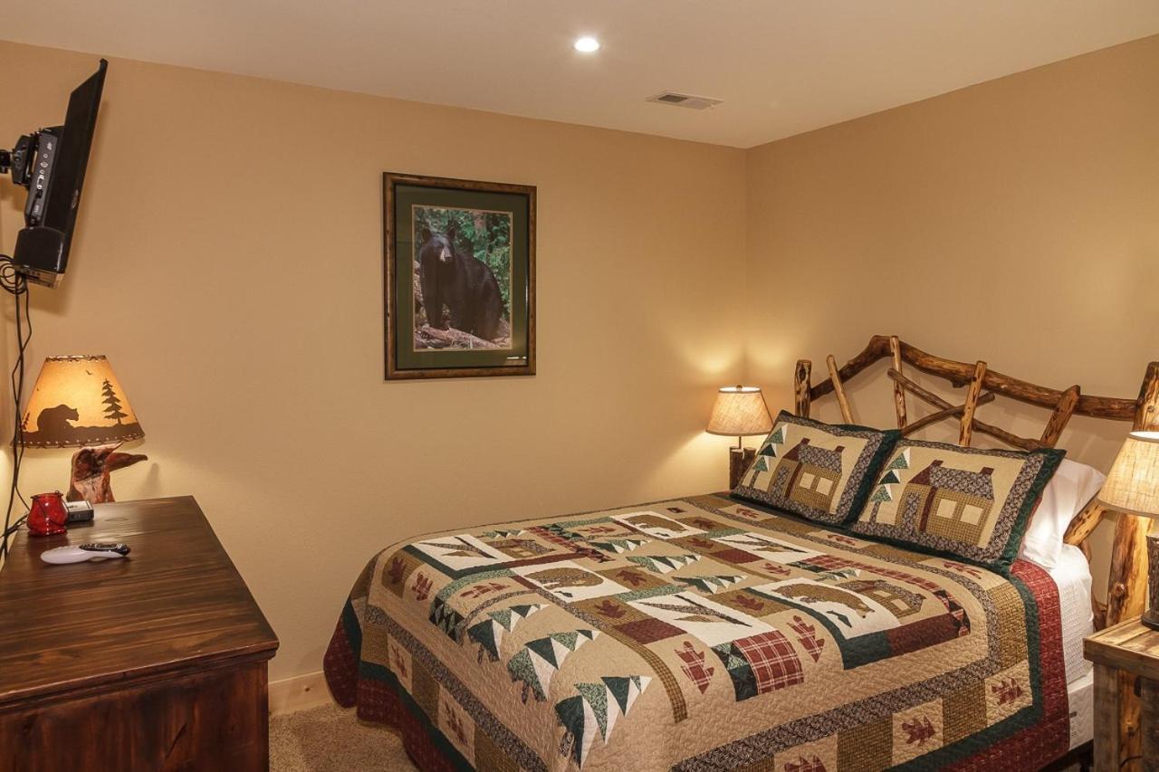 Pinnacle View Lodge By Stony Brook Cabins Гетлинбург Екстериор снимка